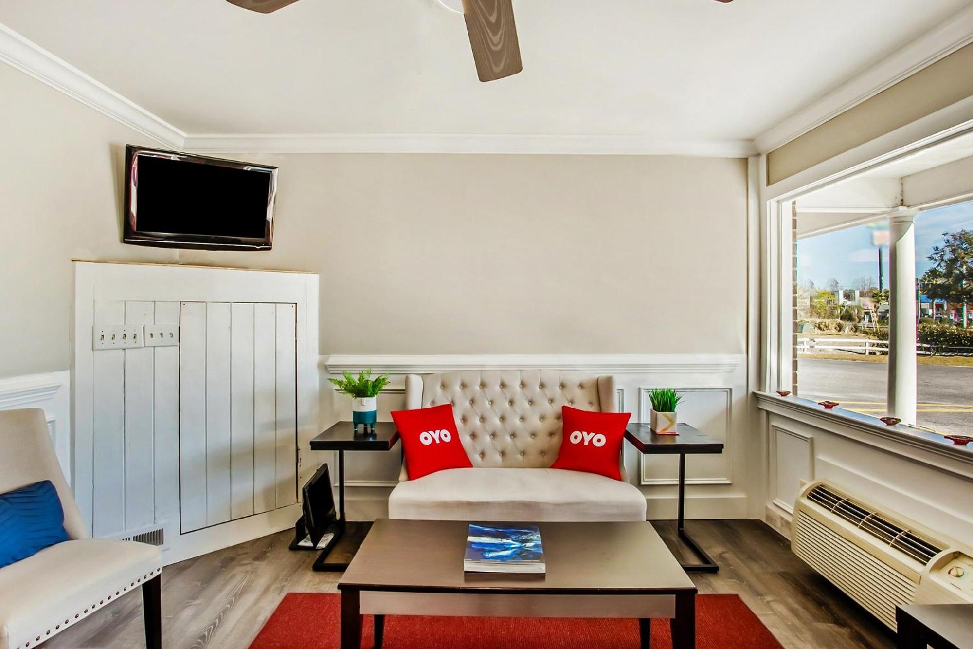 Oyo Hotel Ridgeland East ภายนอก รูปภาพ